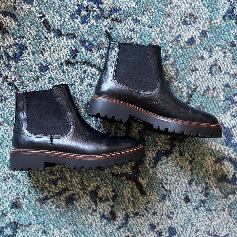 Caslon leather water resistant boots 8.5m
